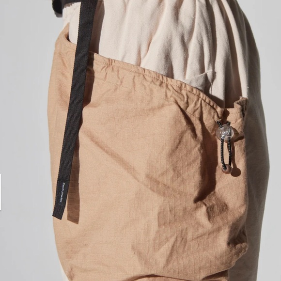 Earth\Studies gorpcore field short - Picture 4 of 8